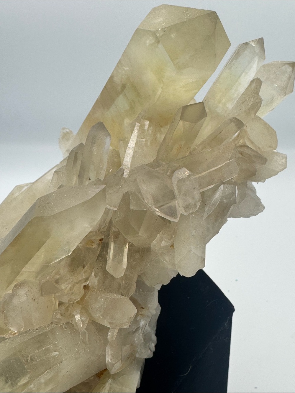 Citrine Crystal Cluster - Brazil - Picture 4 of 7